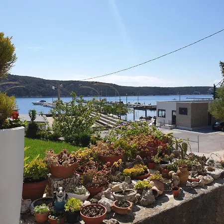 Appartement I Sobe Jusic Rab Town