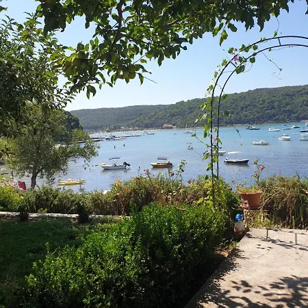 アパート I Sobe Jusic ラブ