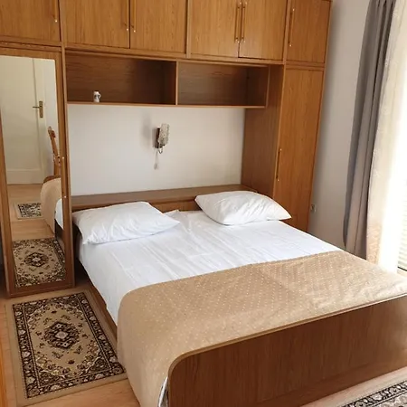 Appartement I Sobe Jusic *