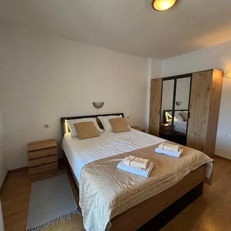 I Sobe Jusic Apartman Rab Town