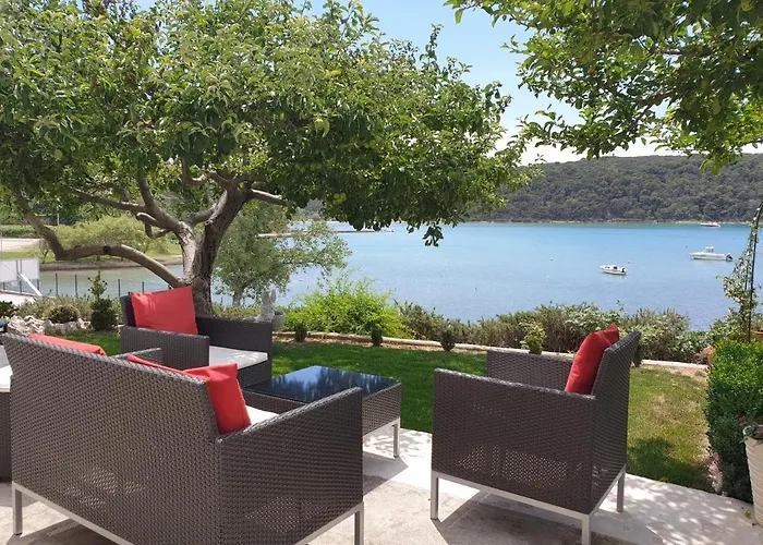 Apartman I Sobe Jusic Rab Town